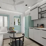 Majo Aparthotel 4*