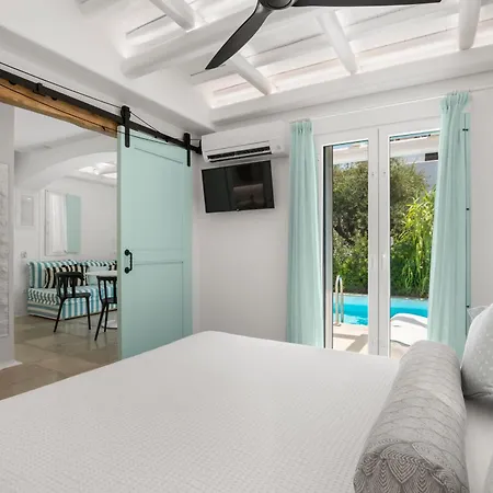 Majo Apartmanhotel Ajía Ána