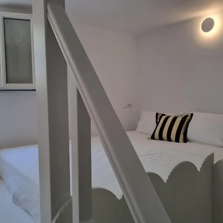 Aparthotel Majo *