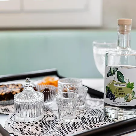 アパートホテル Majo Agia Anna (Naxos)