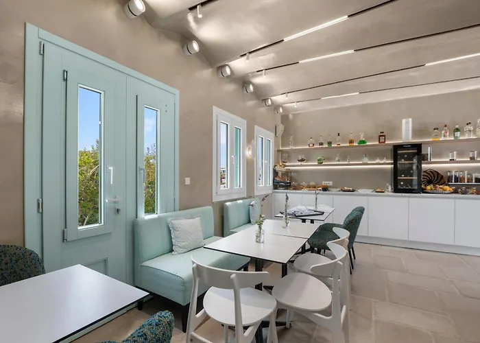 Majo Айя-Анна