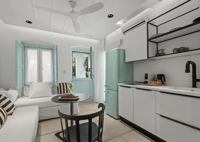 Majo アパートホテル 4*